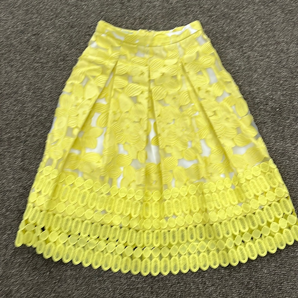 Antonio Melanie yellow flower skirt
